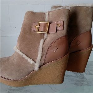 Tory Burch Wedge boot sz7